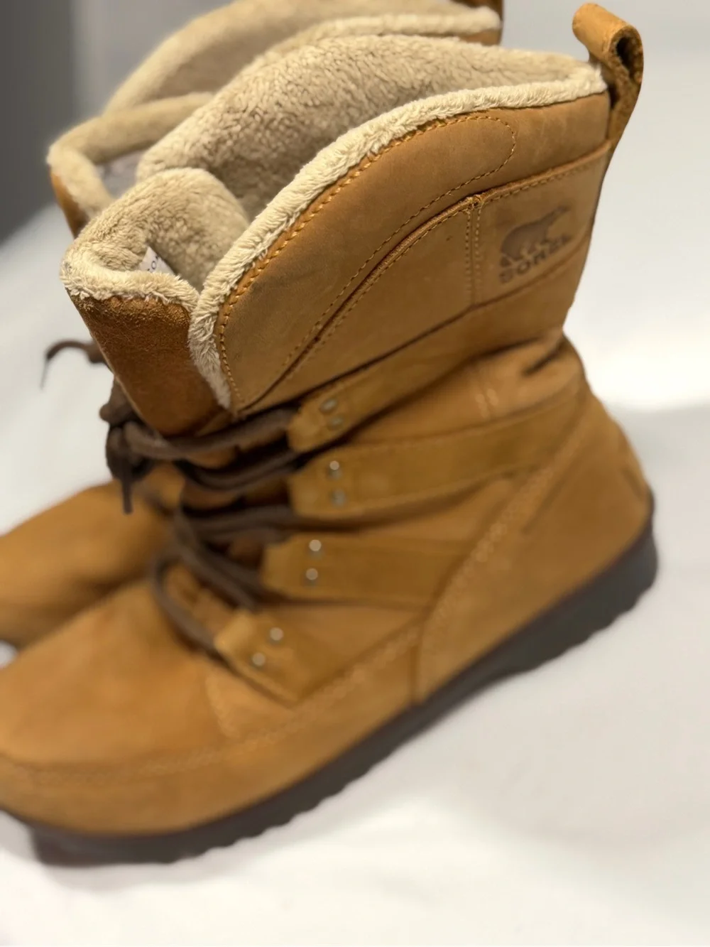 Sorel Waterproof Women 8.5 Calf Height Winter Boots